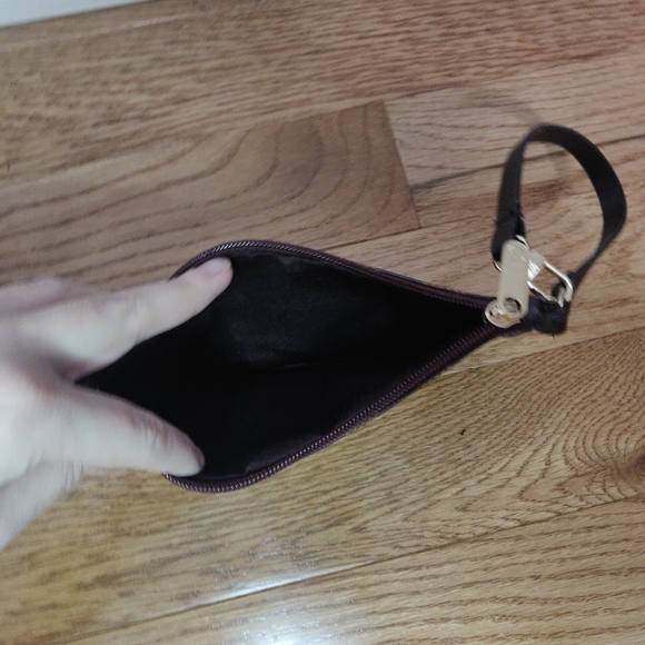 Brand new designer look wristlet pouch - Picture 3 of 3